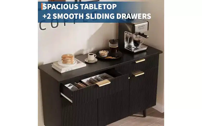 Buffet bas de 119 cm avec 3 portes cannelées et 2 tiroirs - Noir
