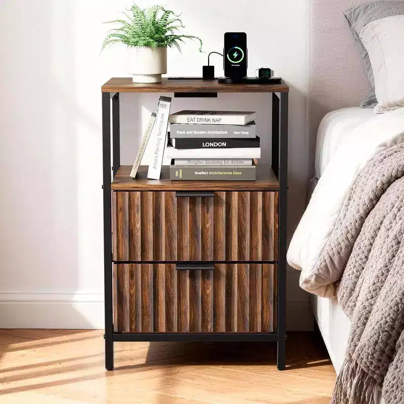 Lot de 2 tables de chevet - 2 tiroirs, 1 étagère et prise de courant intégrée, 38 cm de large